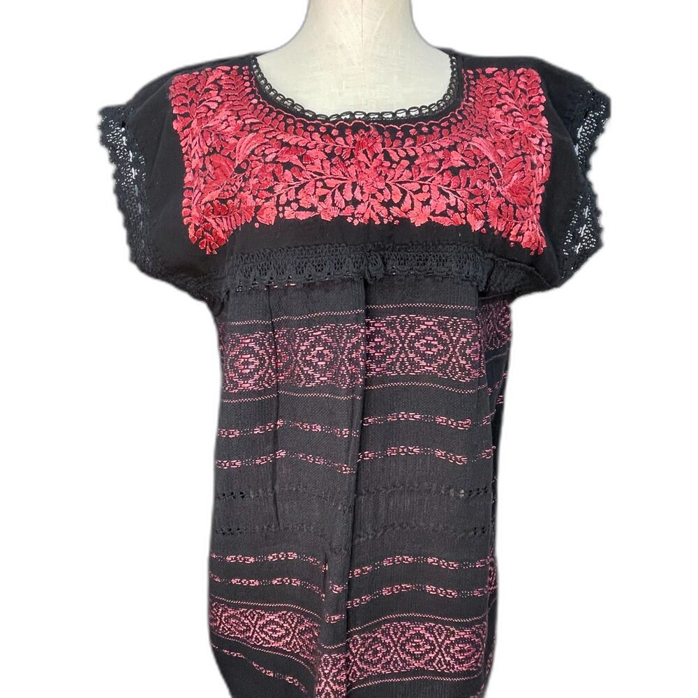 Handmade Mexican Floral Embroidered Peasant Blouse Huipil Black Pink Cotton Med